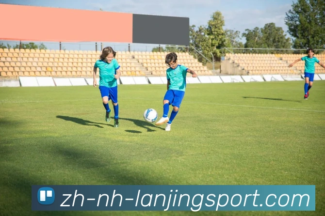 蓝鲸体育APP 高清赛事图